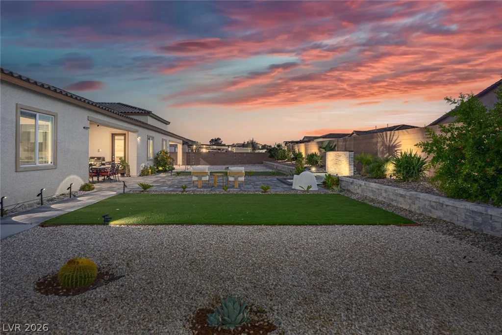 7967 Aravani, Las Vegas, NV 89131