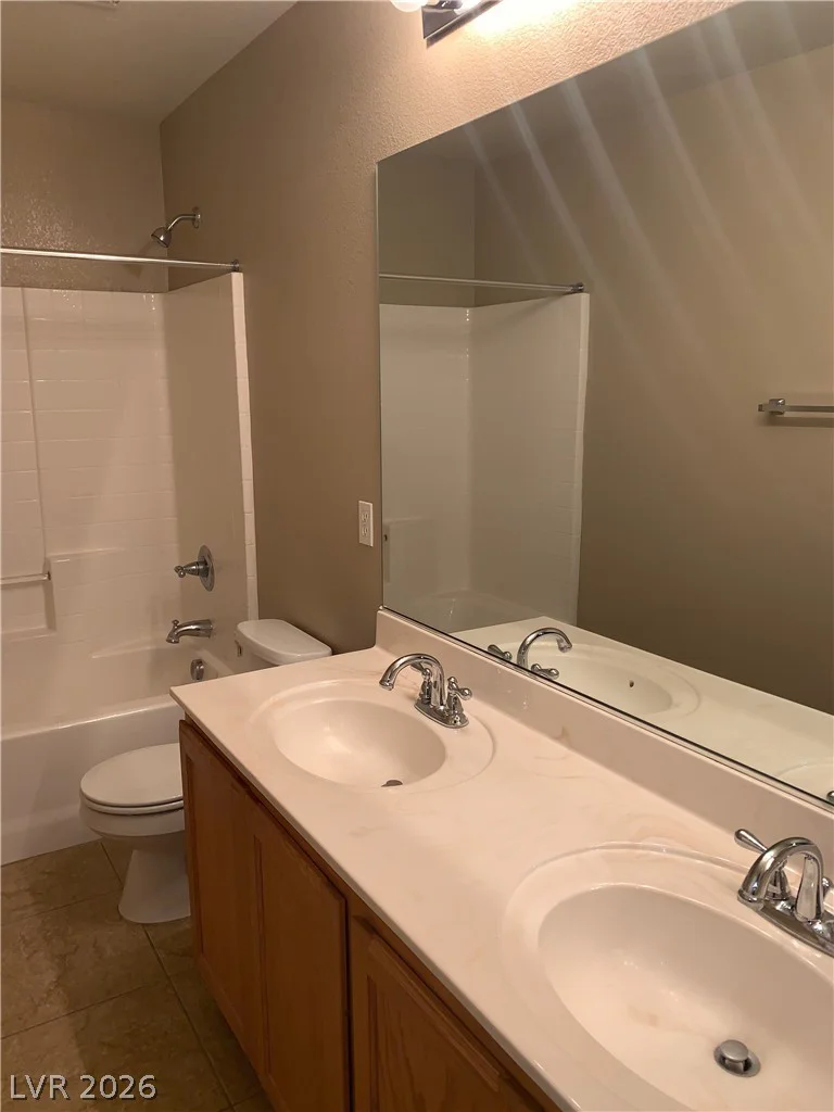 8932 Jamie Lee, Las Vegas, NV 89149