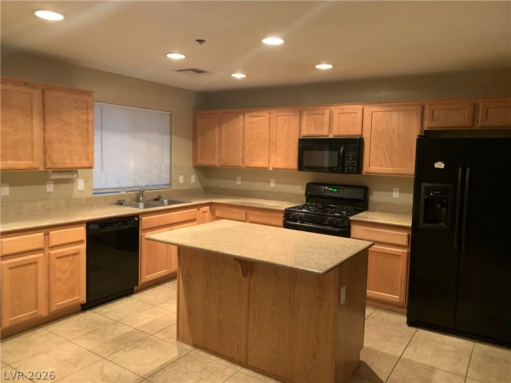 8932 Jamie Lee, Las Vegas, NV 89149