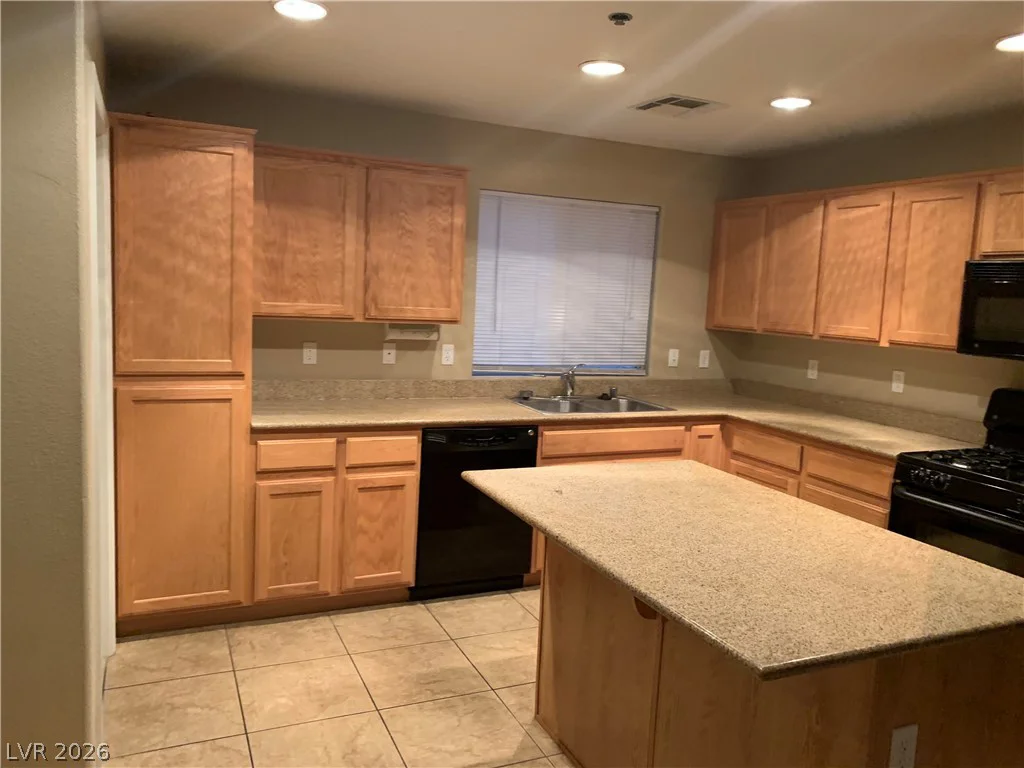 8932 Jamie Lee, Las Vegas, NV 89149