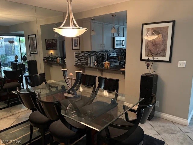 2675 San Lago, Las Vegas, NV 89121