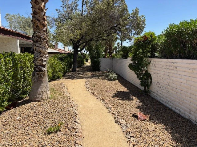 2675 San Lago, Las Vegas, NV 89121