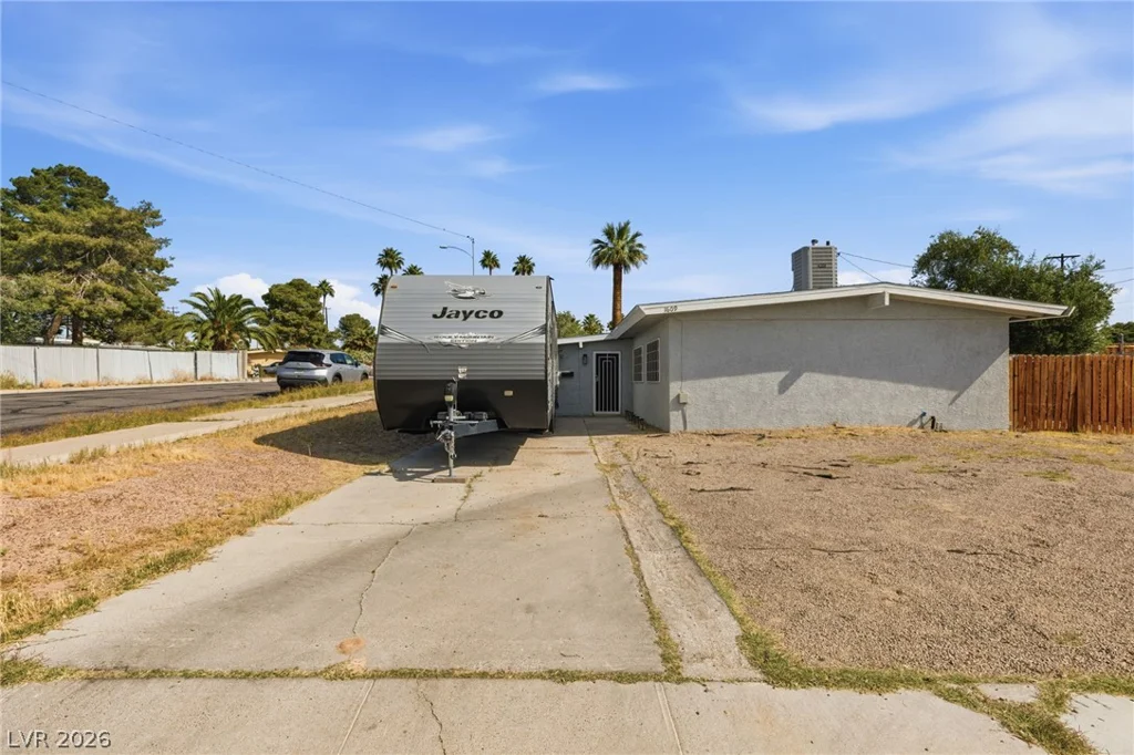 1609 San Pedro, Las Vegas, NV 89104