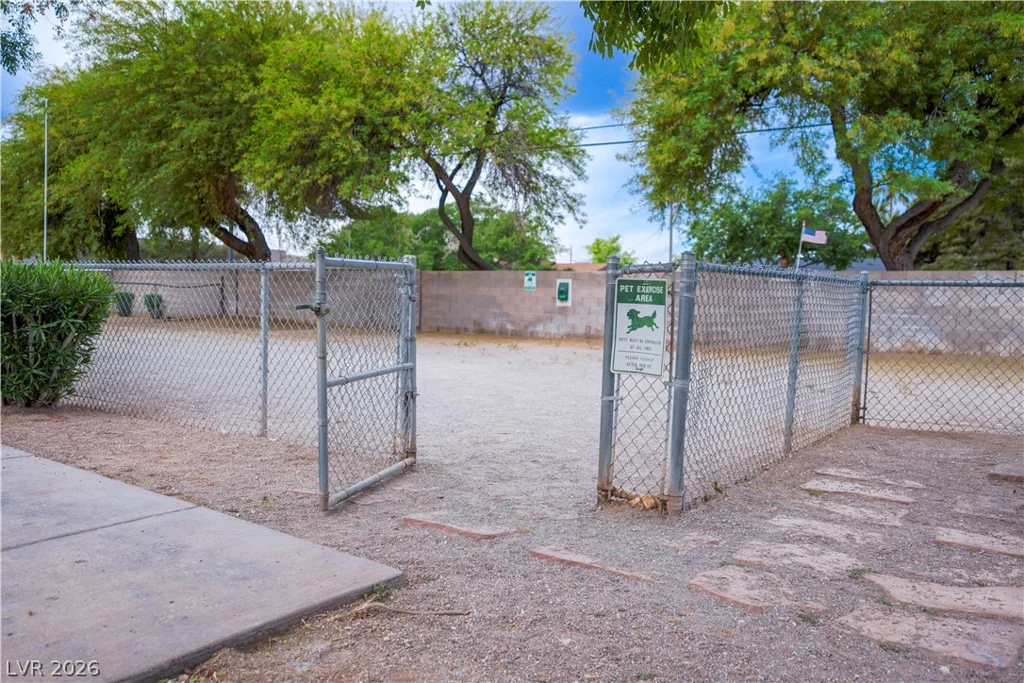 3318 Decatur, Las Vegas, NV 89130