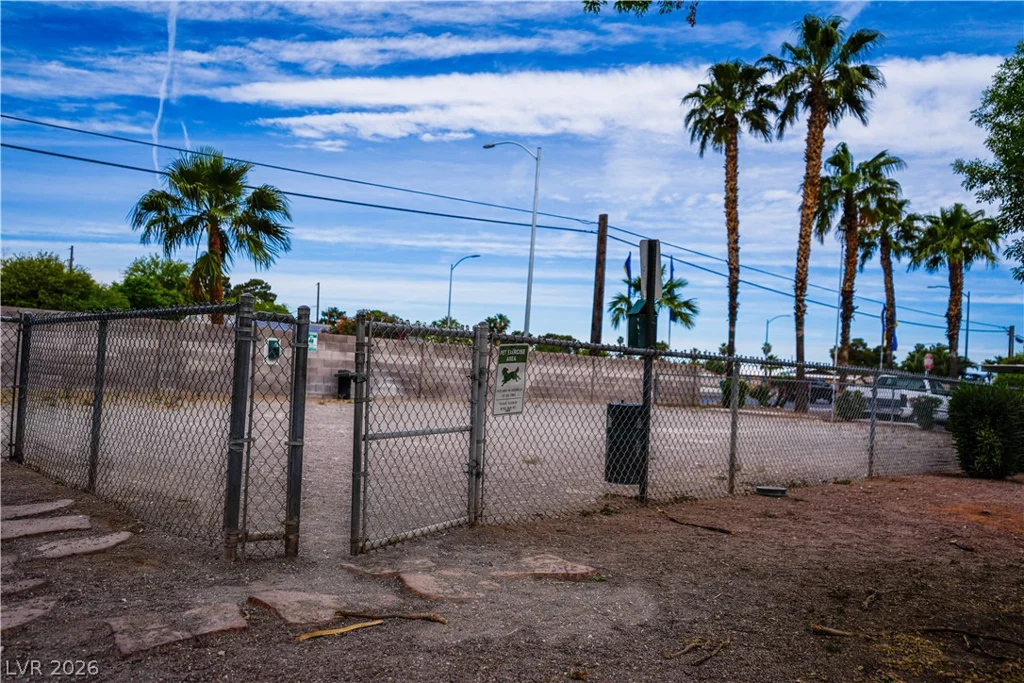 3318 Decatur, Las Vegas, NV 89130