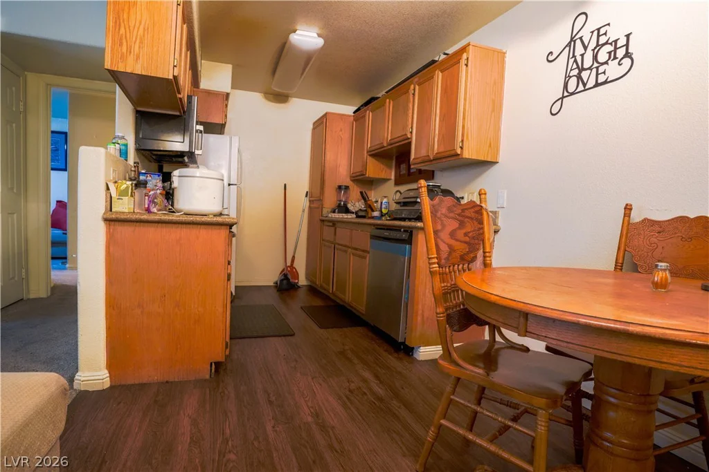 3318 Decatur, Las Vegas, NV 89130