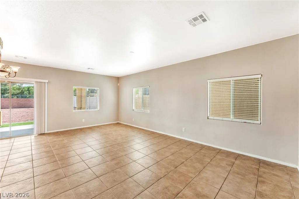 3329 Green Ice, North Las Vegas, NV 89081