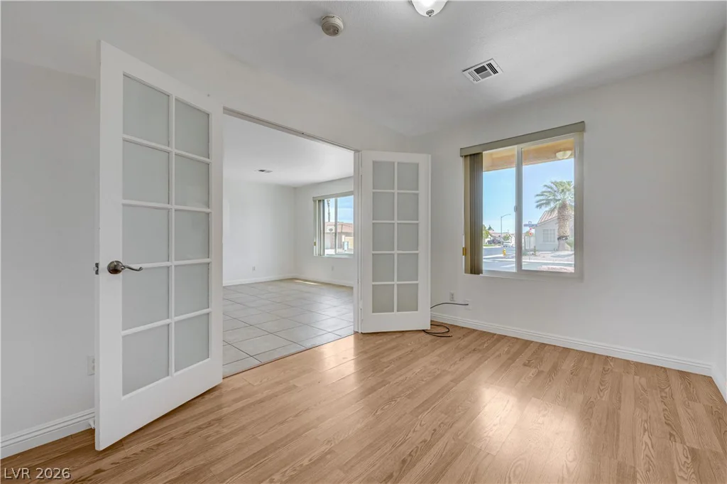 628 Tonin, North Las Vegas, NV 89031