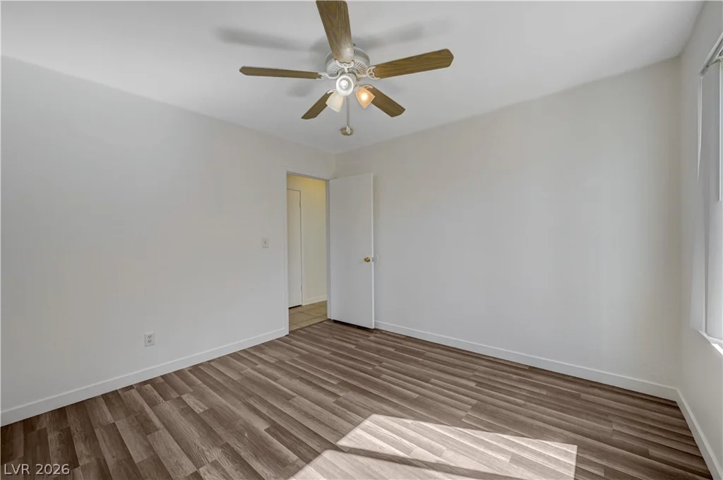 628 Tonin, North Las Vegas, NV 89031