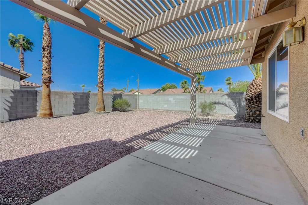 628 Tonin, North Las Vegas, NV 89031