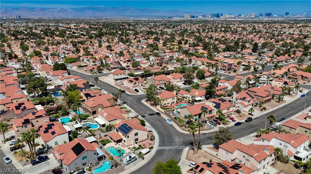 628 Tonin, North Las Vegas, NV 89031
