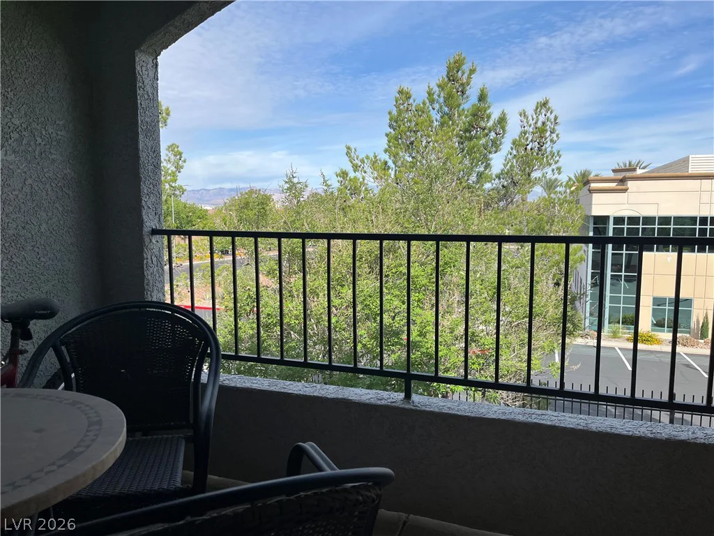 950 Seven Hills, Henderson, NV 89052