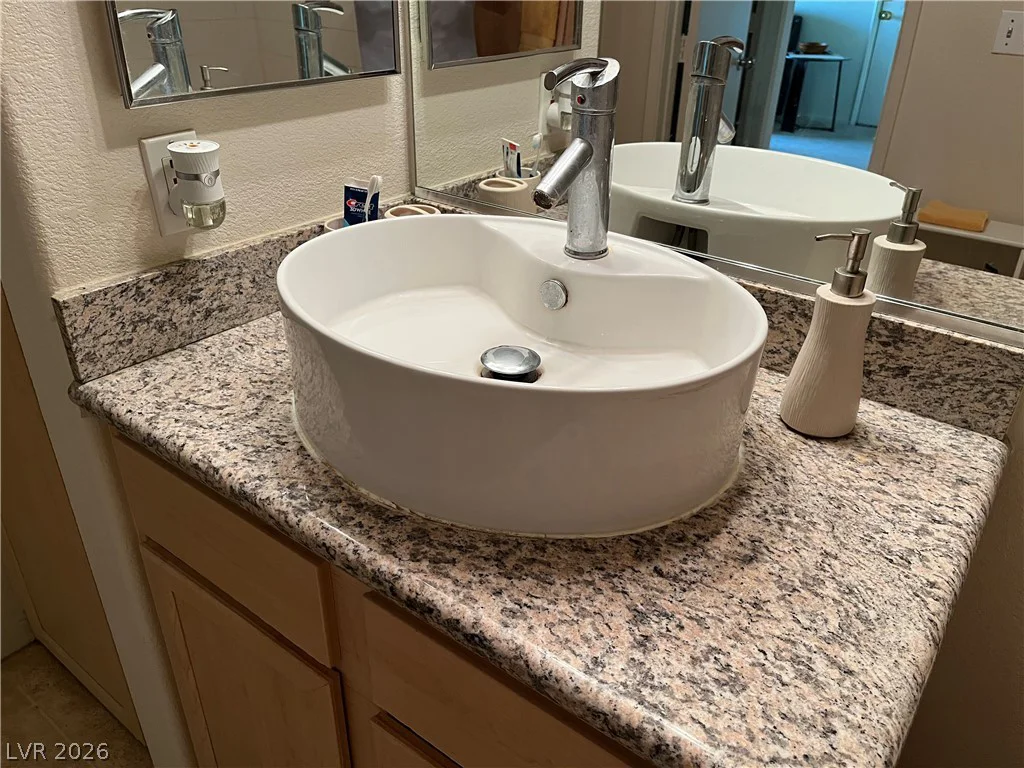 950 Seven Hills, Henderson, NV 89052