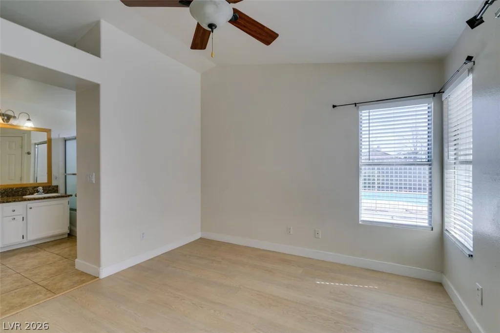 2300 Steinke, Las Vegas, NV 89108