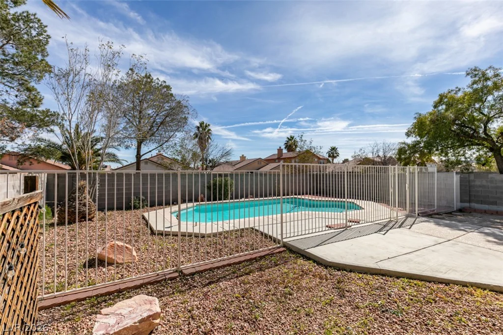 2300 Steinke, Las Vegas, NV 89108