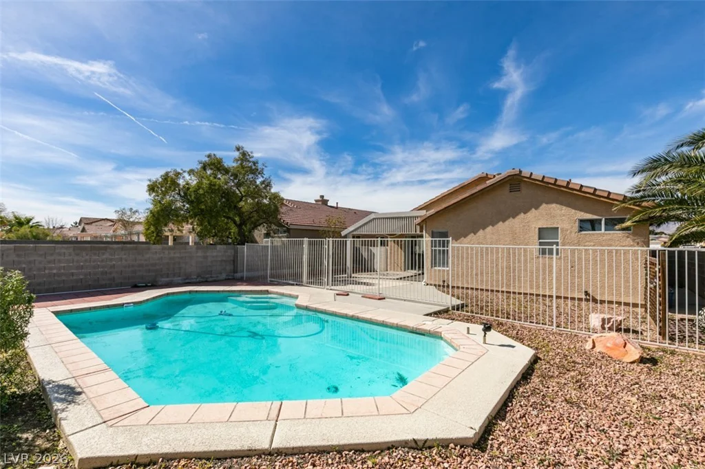 2300 Steinke, Las Vegas, NV 89108