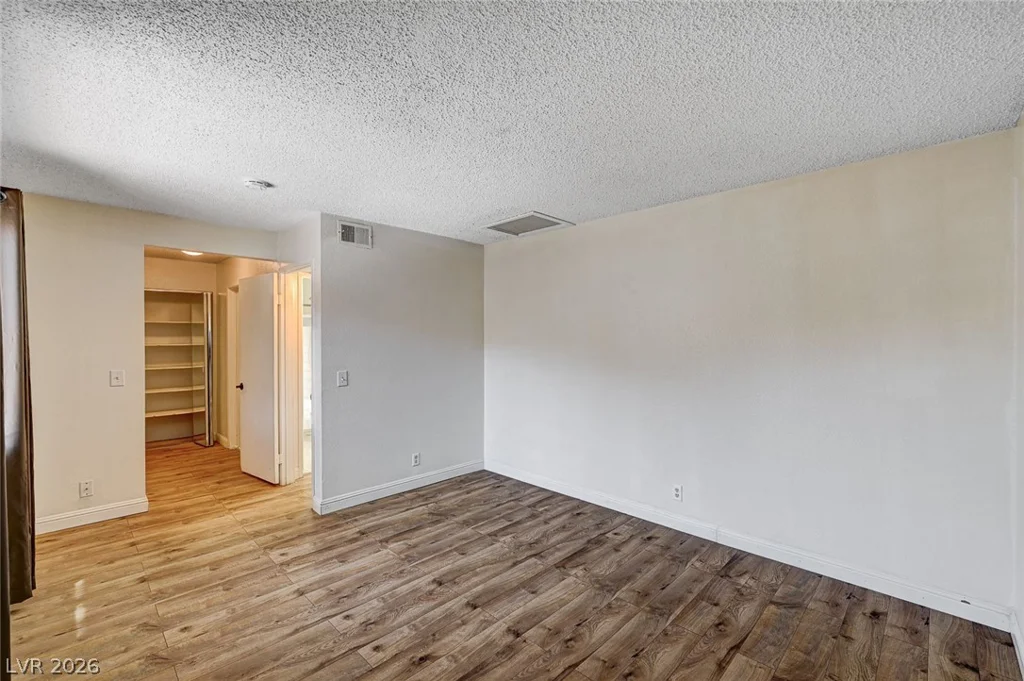 3151 Soaring Gulls, Las Vegas, NV 89128