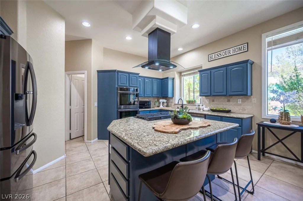 7000 Longley, Las Vegas, NV 89131