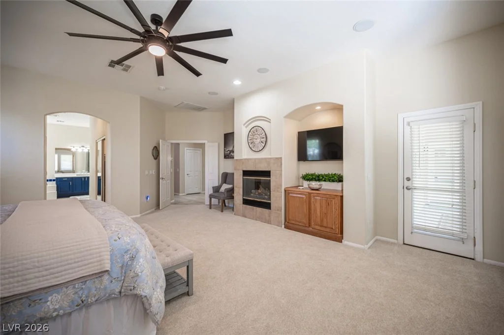 7000 Longley, Las Vegas, NV 89131