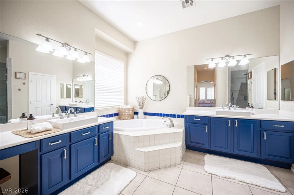 7000 Longley, Las Vegas, NV 89131