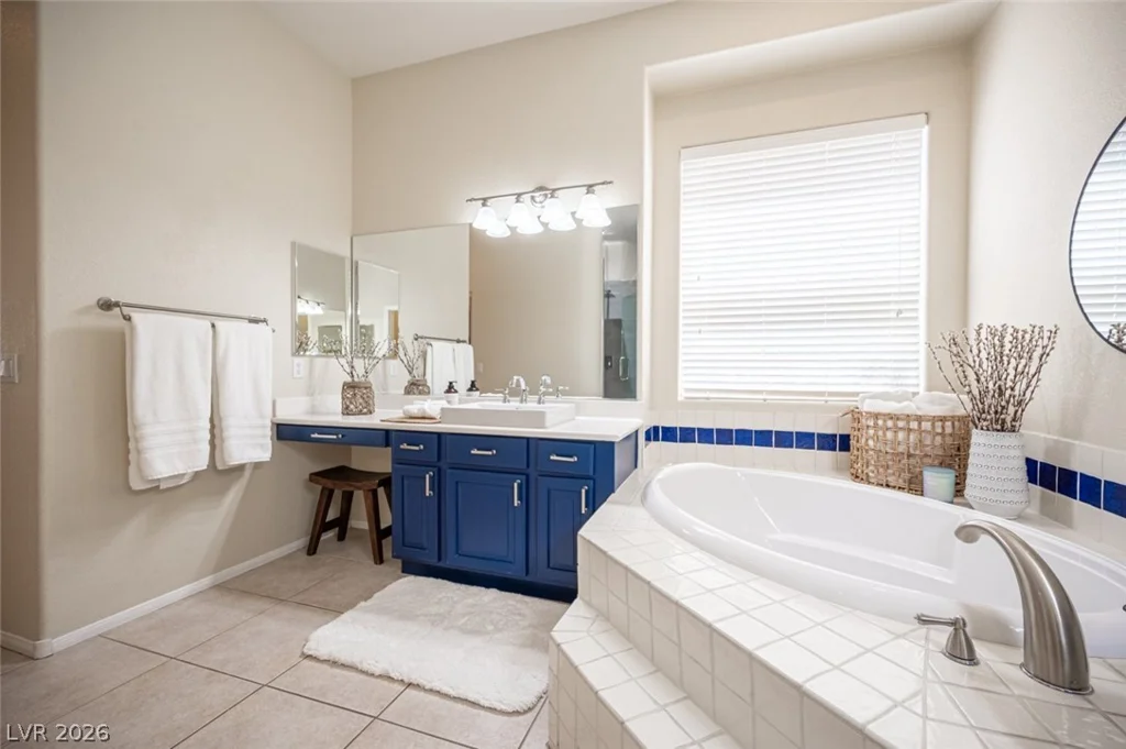 7000 Longley, Las Vegas, NV 89131