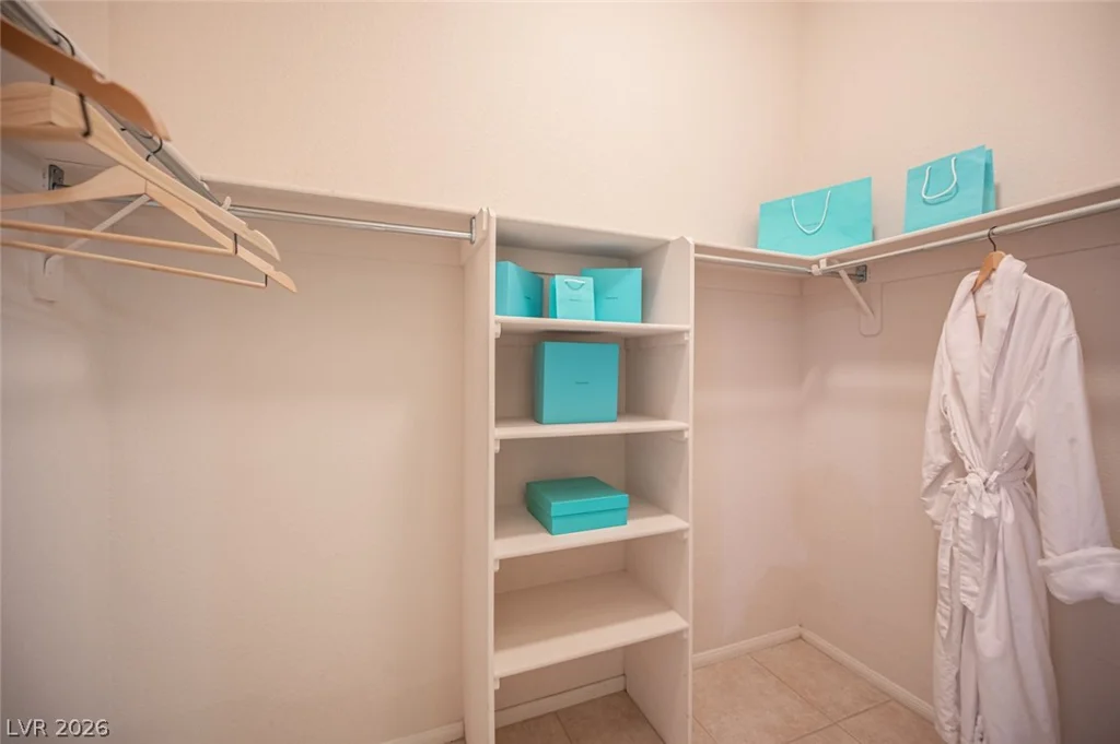 7000 Longley, Las Vegas, NV 89131