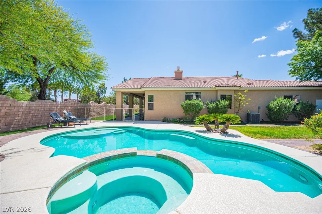 7000 Longley, Las Vegas, NV 89131