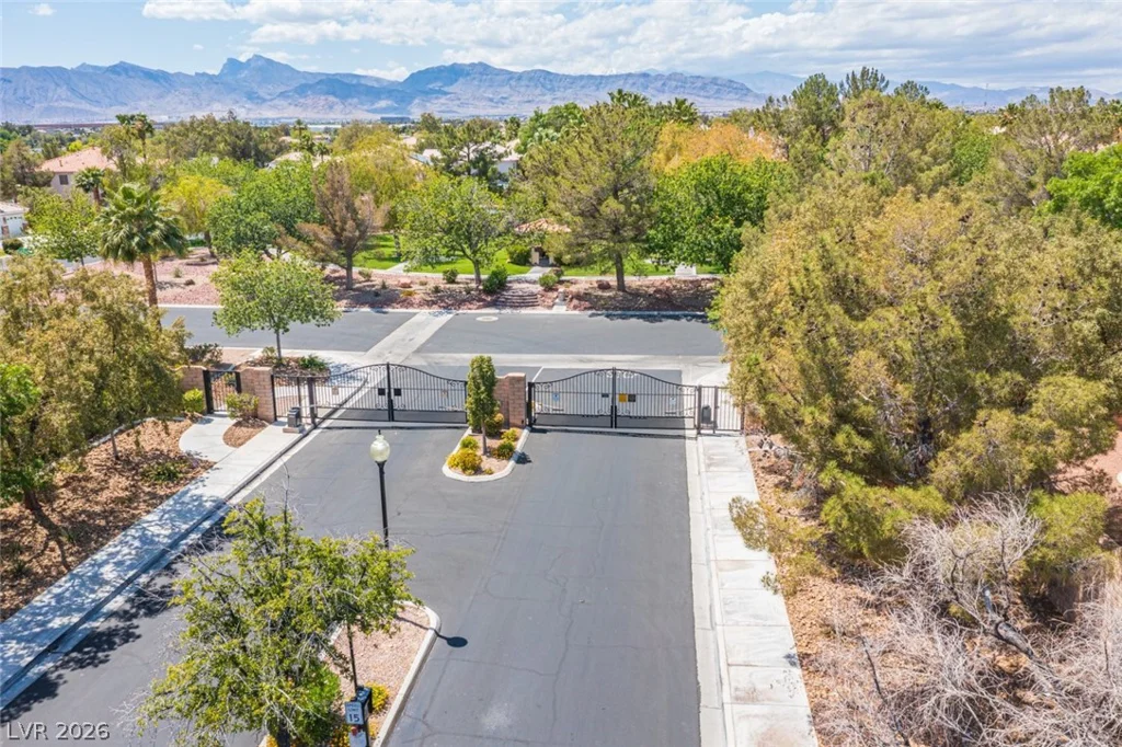 7000 Longley, Las Vegas, NV 89131