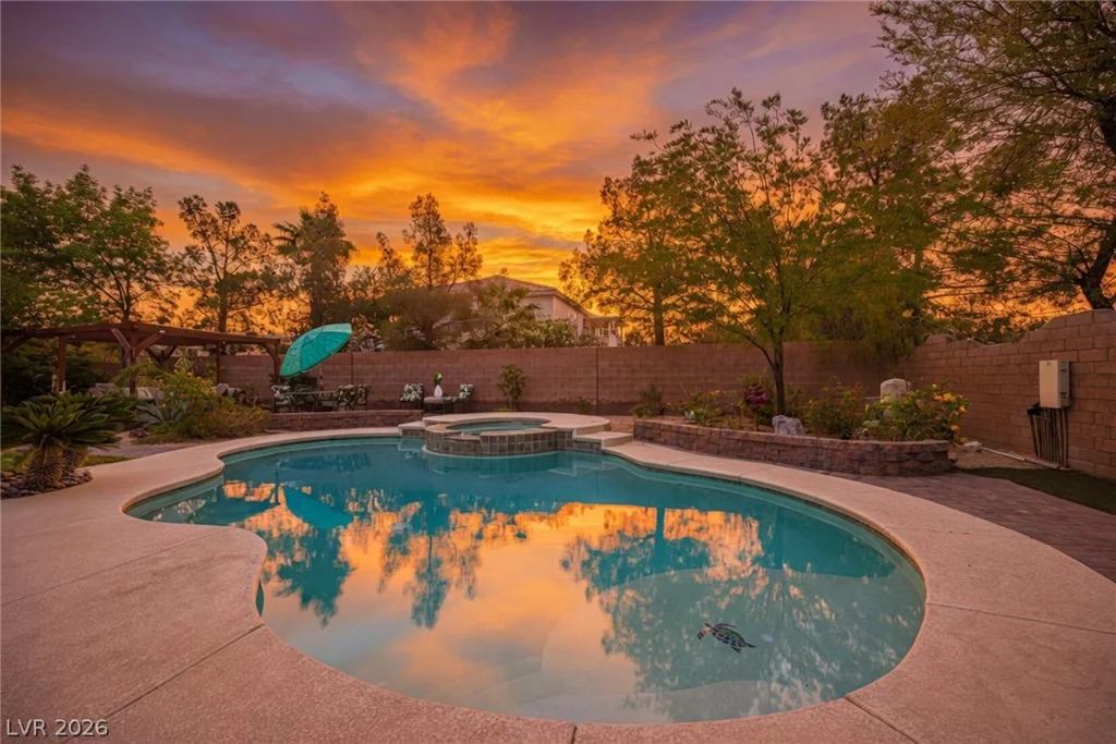 7000 Longley, Las Vegas, NV 89131