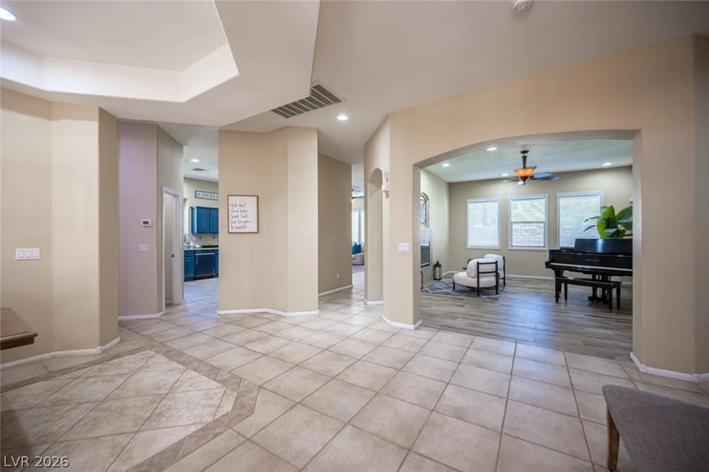 7000 Longley, Las Vegas, NV 89131