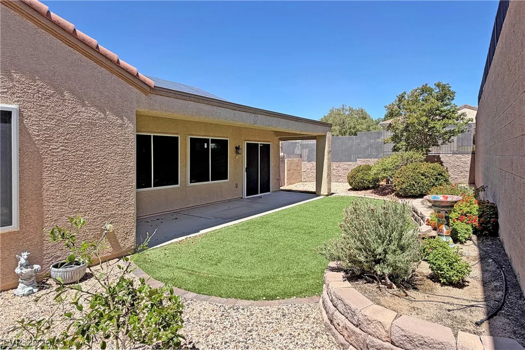2048 Oliver Springs, Henderson, NV 89052