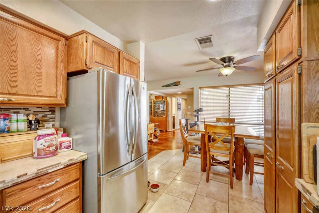 2965 Bel Air, Las Vegas, NV 89109