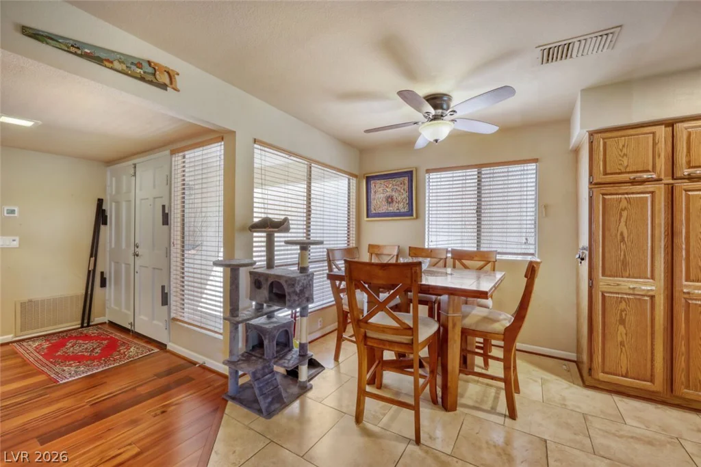 2965 Bel Air, Las Vegas, NV 89109