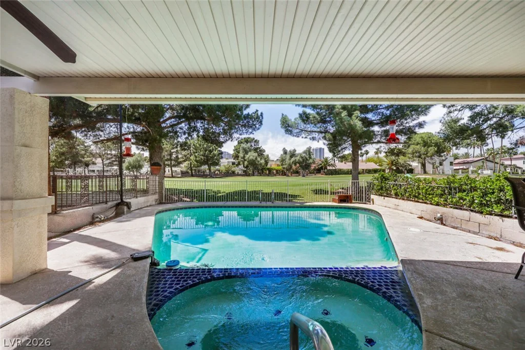 2965 Bel Air, Las Vegas, NV 89109