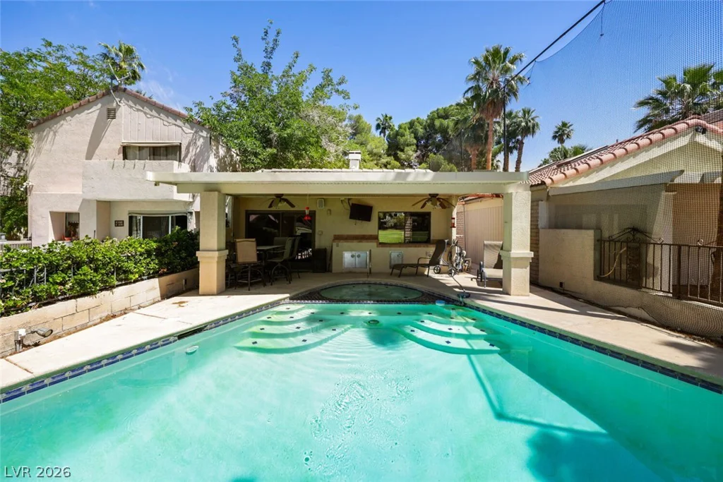 2965 Bel Air, Las Vegas, NV 89109