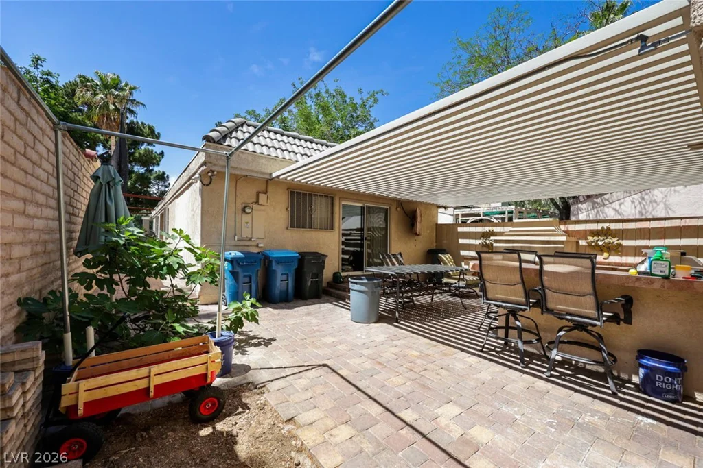 2965 Bel Air, Las Vegas, NV 89109