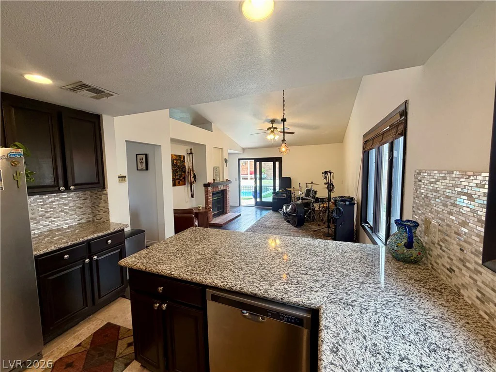 4861 Torrence, Las Vegas, NV 89103