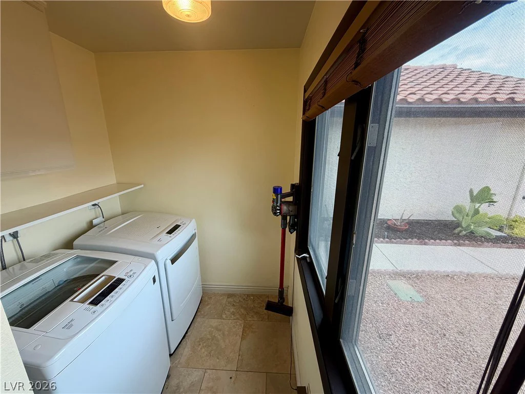 4861 Torrence, Las Vegas, NV 89103
