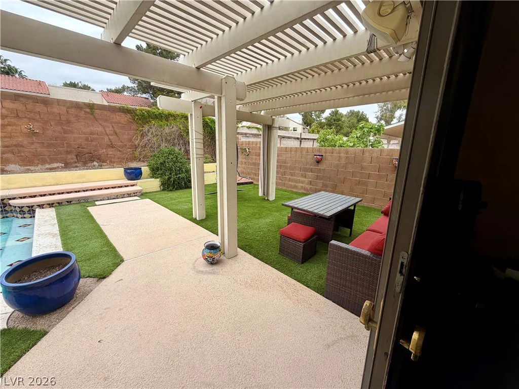 4861 Torrence, Las Vegas, NV 89103