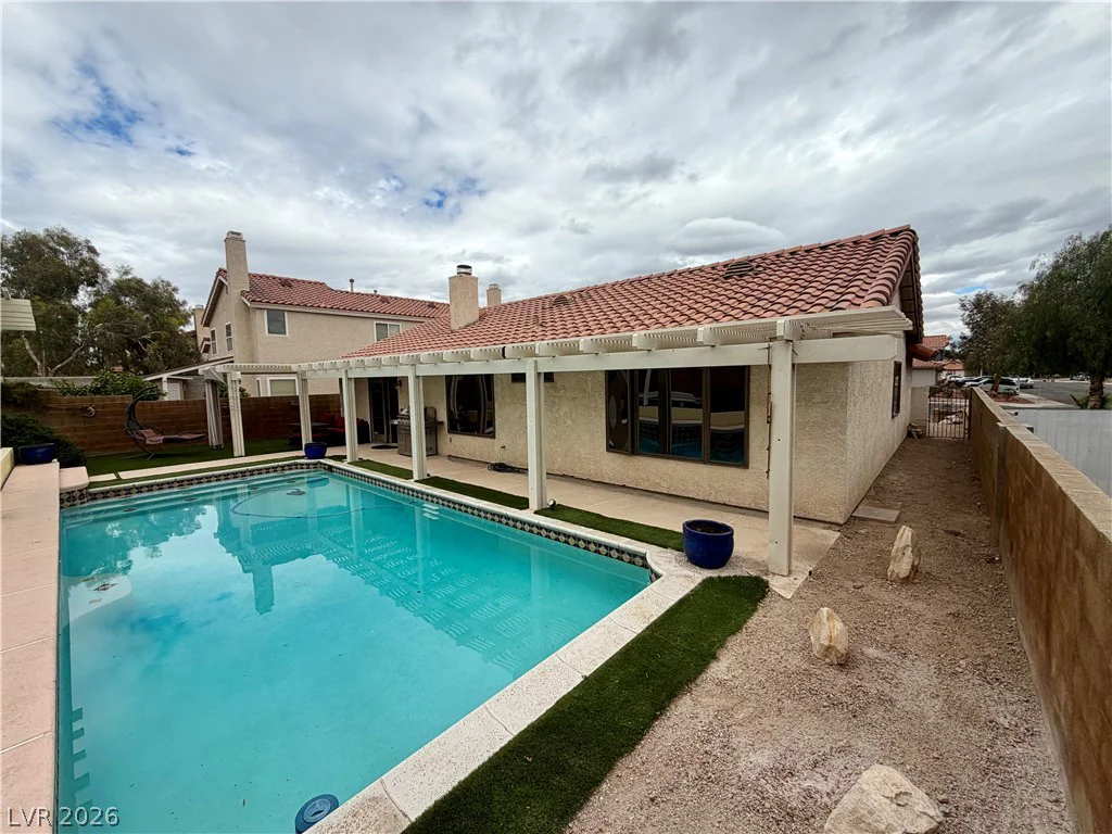 4861 Torrence, Las Vegas, NV 89103