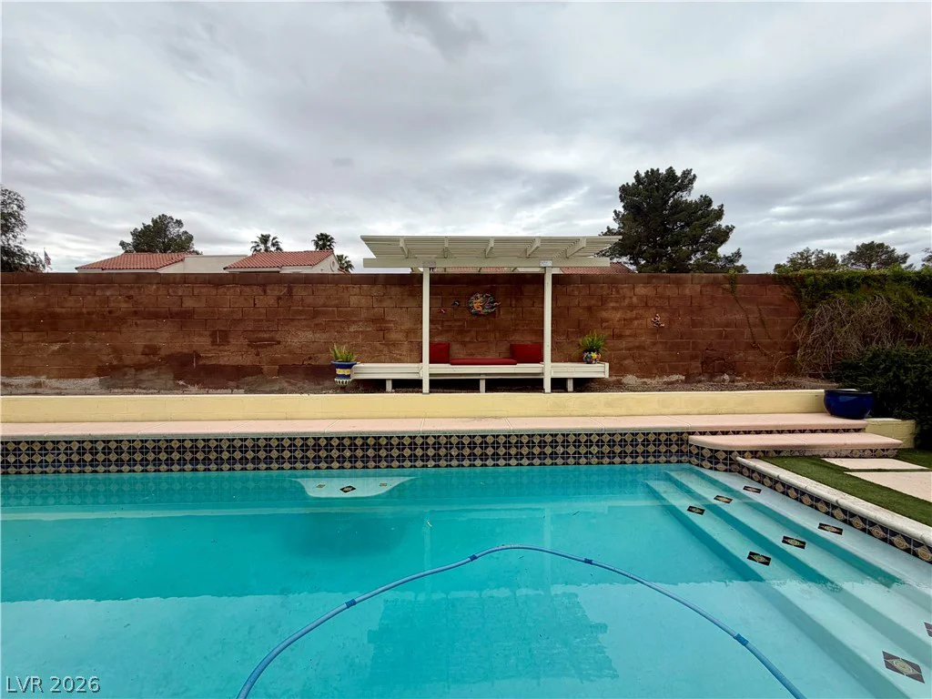 4861 Torrence, Las Vegas, NV 89103