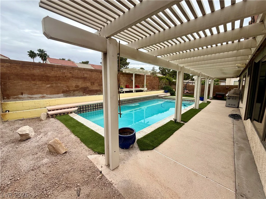 4861 Torrence, Las Vegas, NV 89103