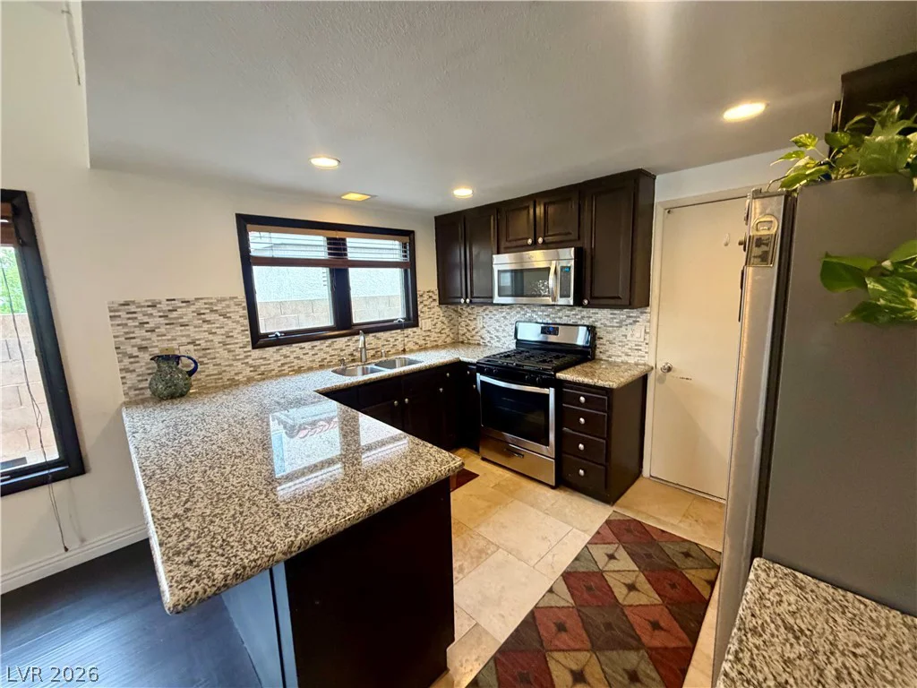 4861 Torrence, Las Vegas, NV 89103