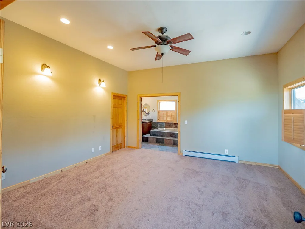 123 Sir Turner, Las Vegas, NV 89124