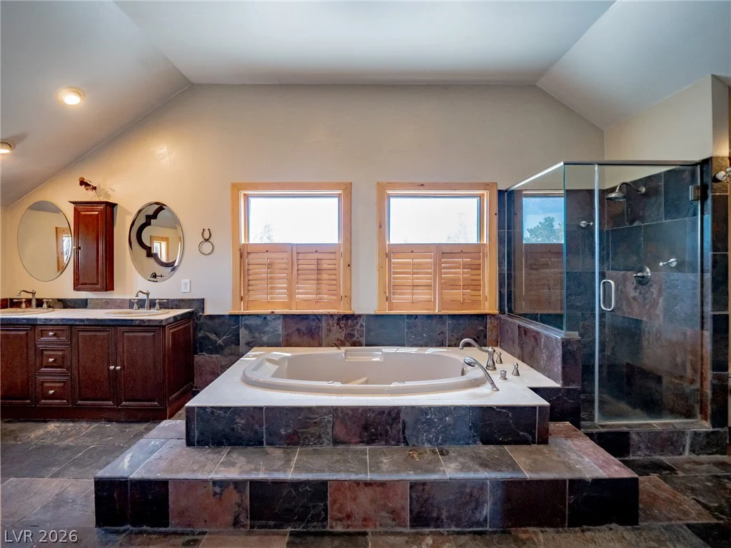 123 Sir Turner, Las Vegas, NV 89124