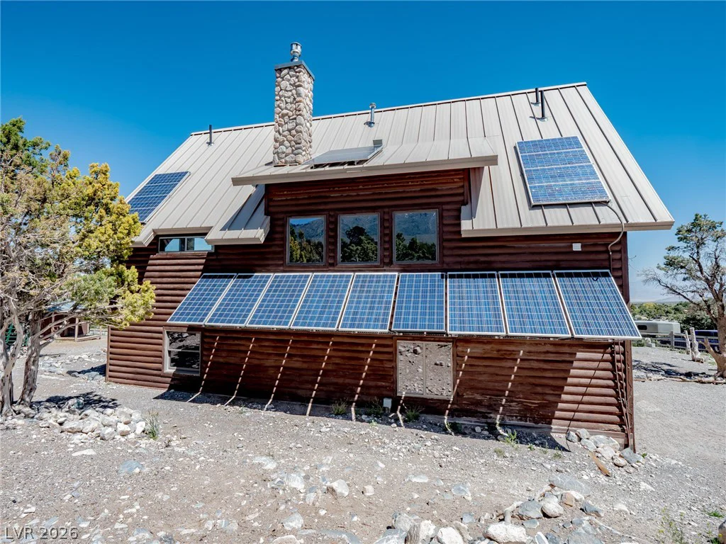 123 Sir Turner, Las Vegas, NV 89124