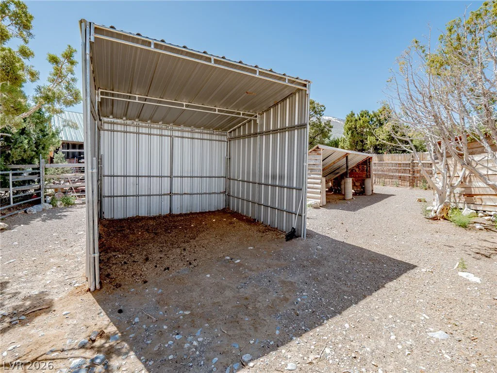 123 Sir Turner, Las Vegas, NV 89124