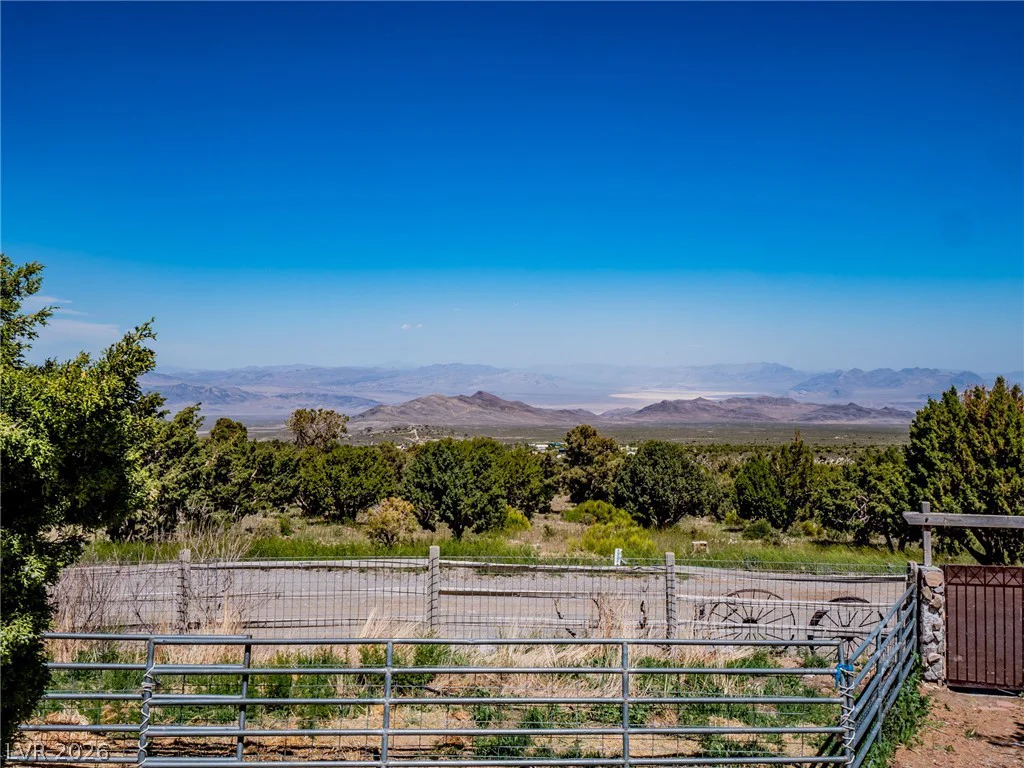 123 Sir Turner, Las Vegas, NV 89124