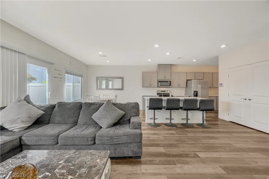 6545 Cinnamon Hazelnut, North Las Vegas, NV 89084