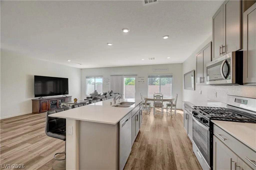 6545 Cinnamon Hazelnut, North Las Vegas, NV 89084